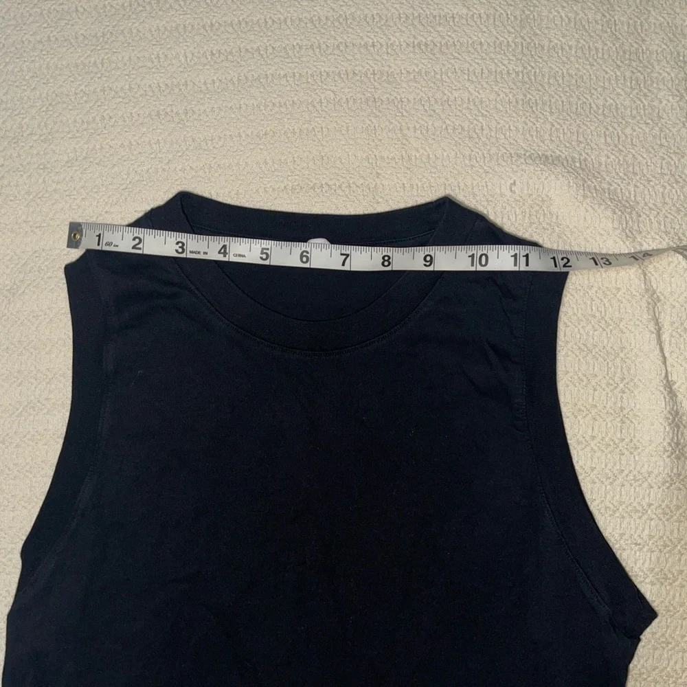 Aritzia Wilfred Weekend Tank Top - Picture 4 of 9